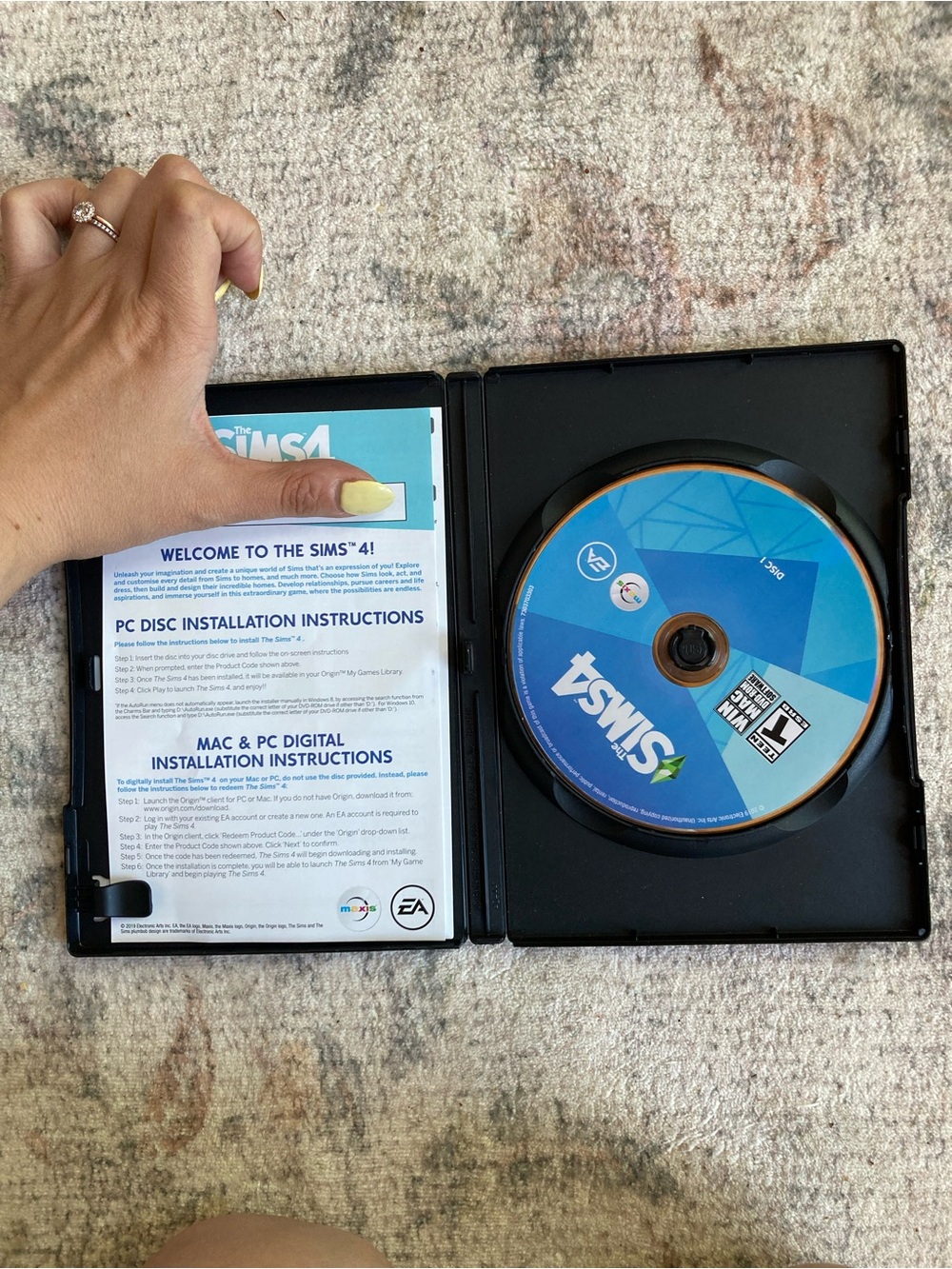 The Sims 4 PC/Mac Computer Game - Picture 2 of 4